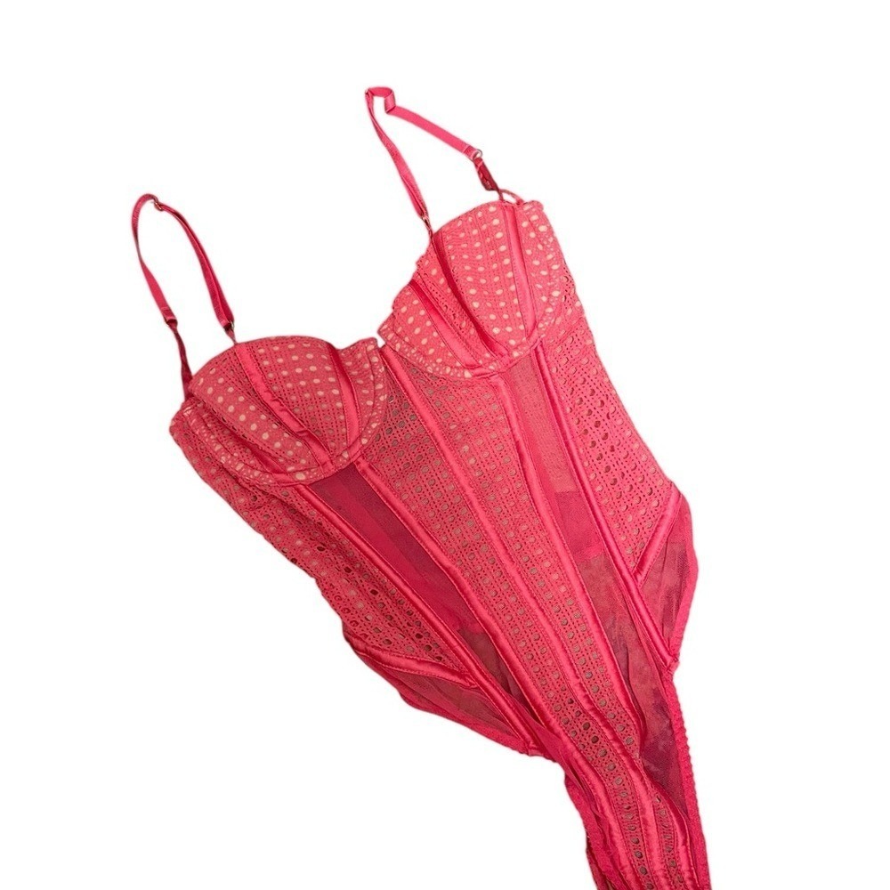 Victoria's Secret Pink Eyelet Lace Corset Bodysuit Underwire 34B NEW